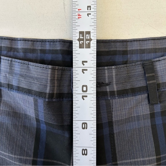 Calvin Klein Men's Plaid Flat Front Chino Shorts Black Blue and Gray Size 32 - Picture 8 of 12